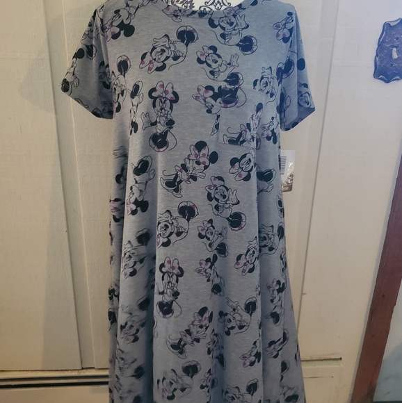 LuLaRoe Dresses & Skirts - LuLaRoe medium Minnie Mouse Carly NWT